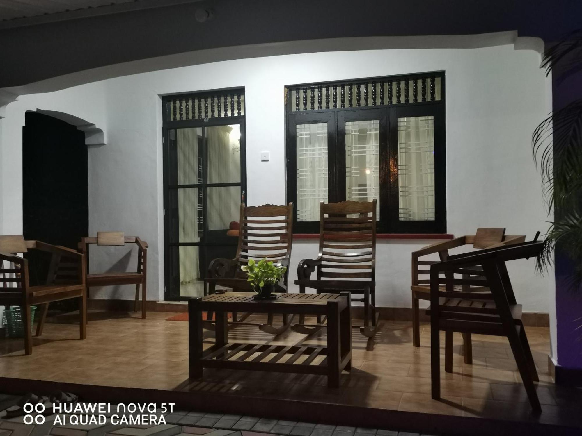 Bee Cottage เนกอมโบ ภายนอก รูปภาพ